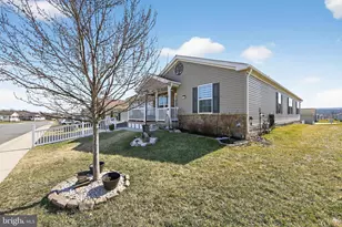 50 Middlemarch Rd, Douglassville, PA 19518 - Photo 5