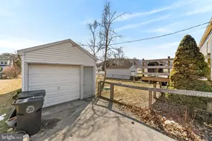 605 Byram St, Reading, PA 19606 - Photo 25