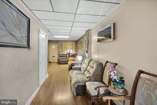 1212 Green St, Reading, PA 19604 - Photo 7