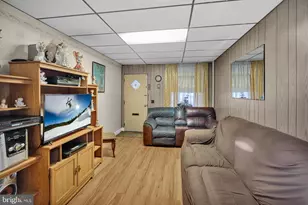 1212 Green St, Reading, PA 19604 - Photo 5