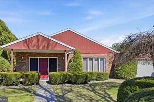 450 Warwick Dr, Wyomissing, PA 19610 - Photo 3