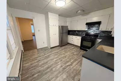 1552 Delaware, Wyomissing, PA 19610 - Photo 3