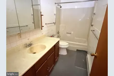 3804 Saint Lawrence Avenue, Reading, PA 19606 - Photo 13