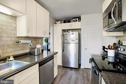 416 Sycamore Road, Reading, PA 19611 - Photo 7