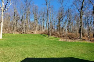 402 Mountainside Rd, Temple, PA 19560 - Photo 7