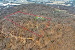 402 Mountainside Rd, Temple, PA 19560 - Photo 15