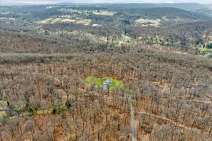 402 Mountainside Rd, Temple, PA 19560 - Photo 65