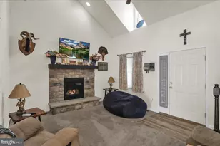 402 Mountainside Rd, Temple, PA 19560 - Photo 21