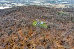 402 Mountainside Rd, Temple, PA 19560 - Photo 71