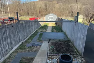 355 Hazel St, Reading, PA 19611 - Photo 21