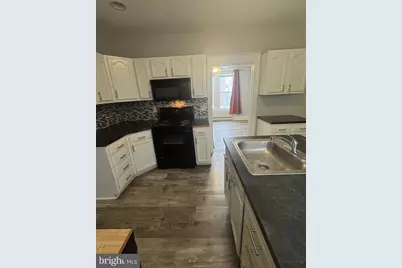 115 Crestmont Street, Reading, PA 19611 - Photo 9