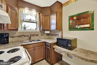 375 Sunset Road, Reading, PA 19611 - Photo 5