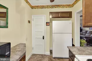 375 Sunset Rd, Reading, PA 19611 - Photo 7