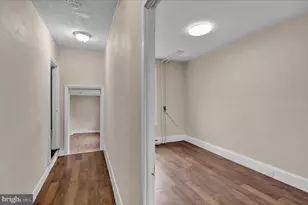 230 S 4th St, Reading, PA 19602 - Photo 15