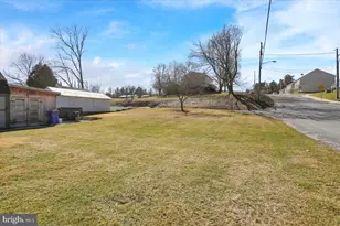 204 E High St, Womelsdorf, PA 19567 - Photo 53