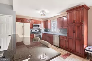 1018 Bowman St, Reading, PA 19605 - Photo 17