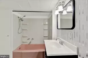 1086 Heffner Ln, Reading, PA 19605 - Photo 13