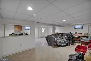 1860 S Mountain Dr, Reading, PA 19608 - Photo 31