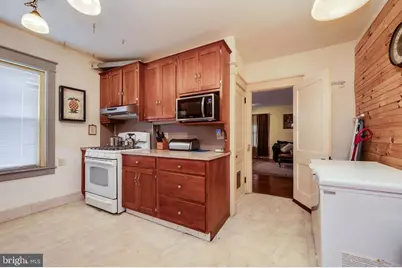 2446 Grandview Avenue, Reading, PA 19606 - Photo 15