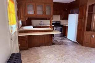 845 N 8th St, Reading, PA 19604 - Photo 7