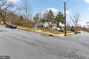 311 Lynoak Ave, Reading, PA 19607 - Photo 33