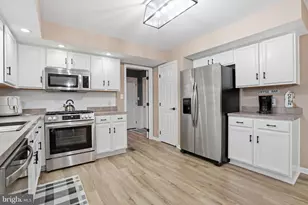 4996 Pepper Ln, Douglassville, PA 19518 - Photo 9