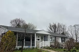 2 Locust Ln, Womelsdorf, PA 19567 - Photo 3