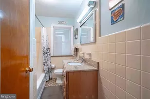 4212 5th Ave, Temple, PA 19560 - Photo 17