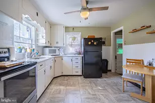 4212 5th Ave, Temple, PA 19560 - Photo 9