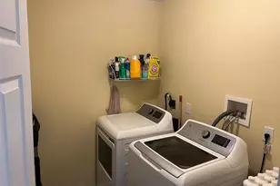 121 Nantucket Dr, Reading, PA 19605 - Photo 9