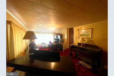 2146 Fairview Avenue, Reading, PA 19606 - Photo 7