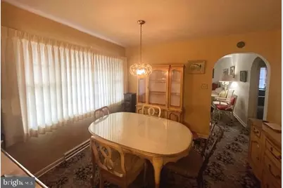 2146 Fairview Avenue, Reading, PA 19606 - Photo 11