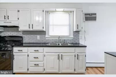 1321 Cotton Street, Reading, PA 19602 - Photo 11