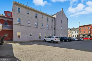 831 N 10th St, Reading, PA 19604 - Photo 7