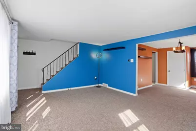 227 S 4th Avenue, Reading, PA 19611 - Photo 5