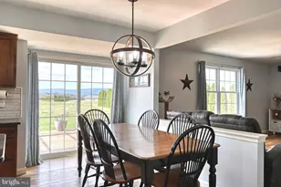 211 Oval Dr, Hamburg, PA 19526 - Photo 13