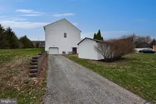 401 Harmony Ln, Douglassville, PA 19518 - Photo 41