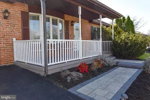 205 Rose Ln, Reading, PA 19606 - Photo 3