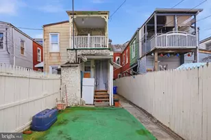 325 Pear St, Reading, PA 19601 - Photo 39