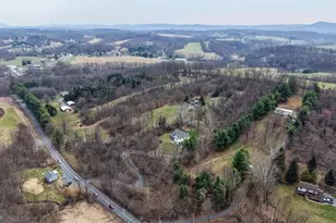 23 Cliff Side Ln, Wernersville, PA 19565 - Photo 89