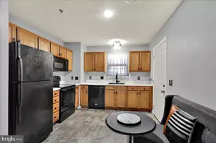 224 Christine Dr, Reading, PA 19606 - Photo 3