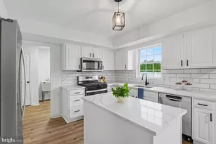 4983 Thornbury Creek, Douglassville, PA 19518 - Photo 9