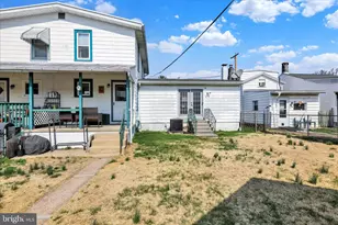 1410 Margaret St, Reading, PA 19605 - Photo 5