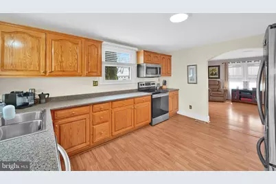 614 Florence Avenue, Hamburg, PA 19526 - Photo 5