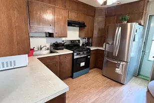 122 Robeson St, Reading, PA 19601 - Photo 9