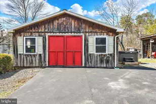 41 Laurel Ave, Birdsboro, PA 19508 - Photo 5