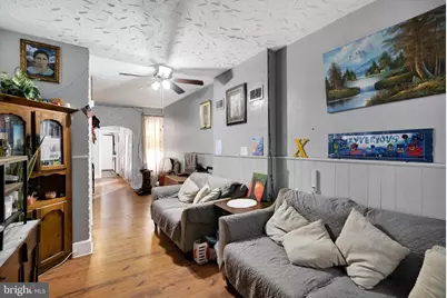 1427 N 10th Street, Reading, PA 19604 - Photo 5