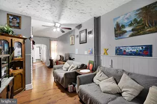 1427 N 10th St, Reading, PA 19604 - Photo 5