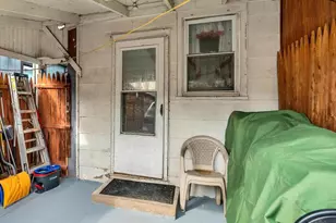 1427 N 10th St, Reading, PA 19604 - Photo 15