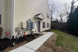 182 Christine Dr, Reading, PA 19606 - Photo 5